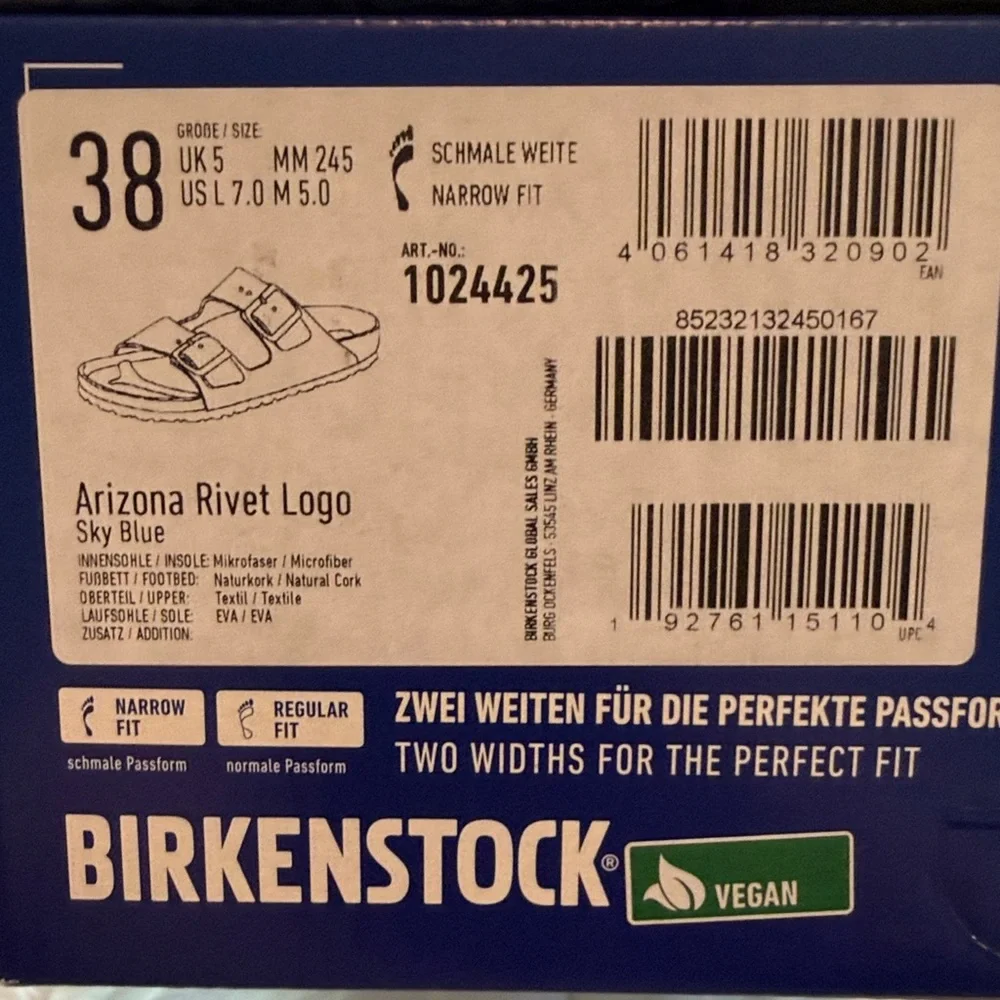 Birkenstock Arizona Rivet Logo Sandals in Sky Blue never worn - Picture 1 of 7